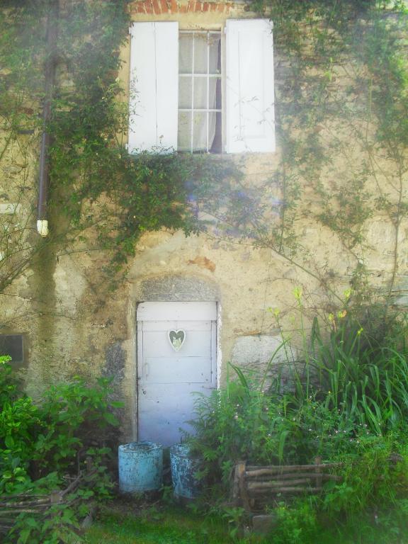 B&B Il Gatto Nero Castelveccana Exterior photo